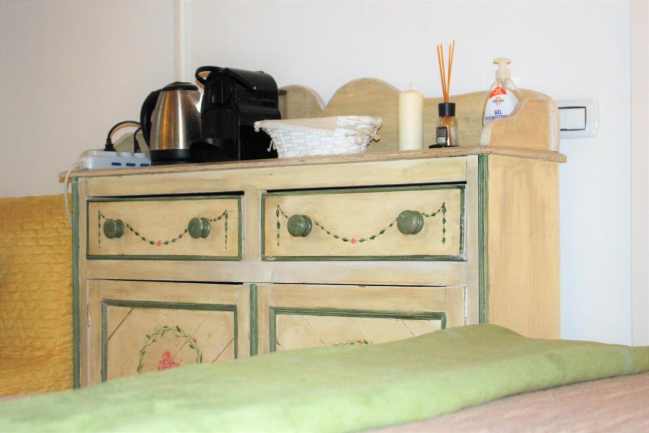 Romantic Suite Γκούμπιο Εξωτερικό φωτογραφία